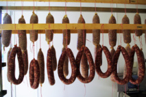 Dominique Chaleil a créé son laboratoire de charcuterie