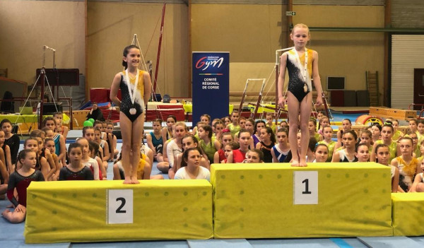 Ghjulia Donnini (1) et Emilie Aussenac (2) Ghjulia Donnini (1) et Emilie Aussenac (2)