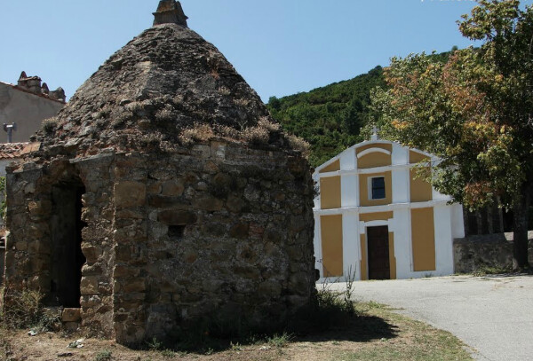 Chapelle Sainte-Marguerite et tombeau