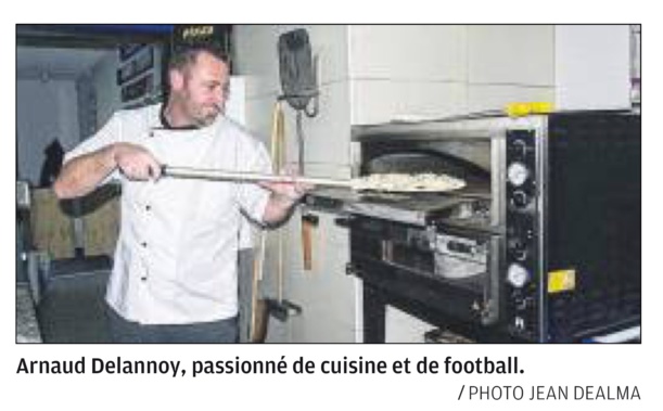 Une pizzeria en bleu et blanc