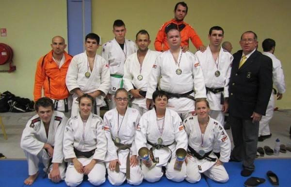 championnes et vice champions de Corse 2015