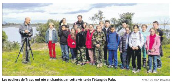 A la découverte de l'étang de Palu pour les écoliers de Travu A la découverte de l'étang de Palu pour les écoliers de Travu